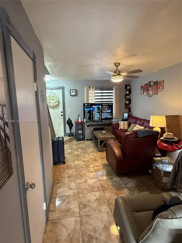 1813 SW 107th Ave #2408, Miami, FL 33165