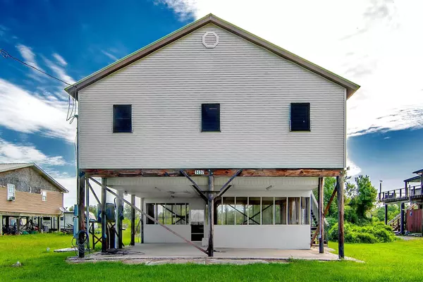 1497 Bayou Dularge Rd, Theriot, LA 70397