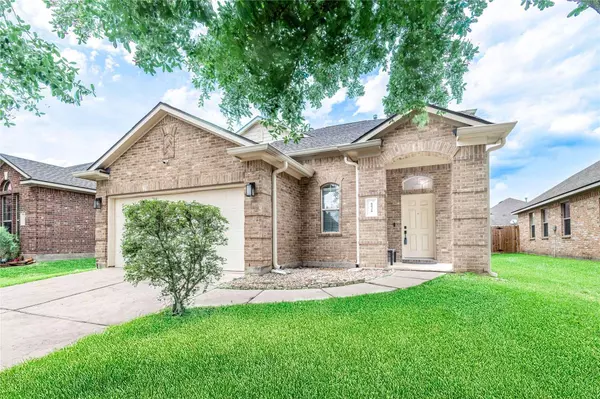 8926 Rollick DR, Tomball, TX 77375