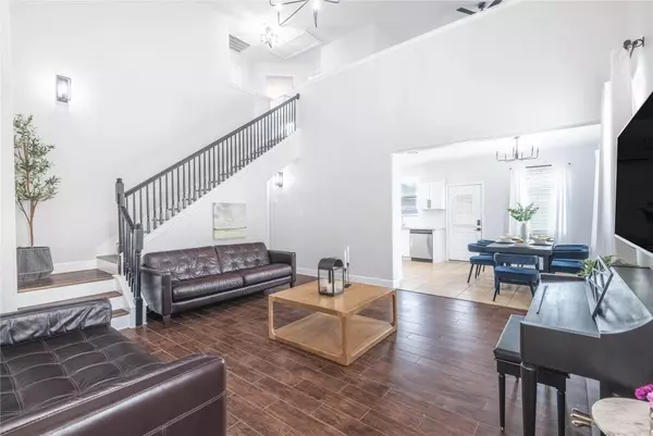 8926 Rollick DR, Tomball, TX 77375