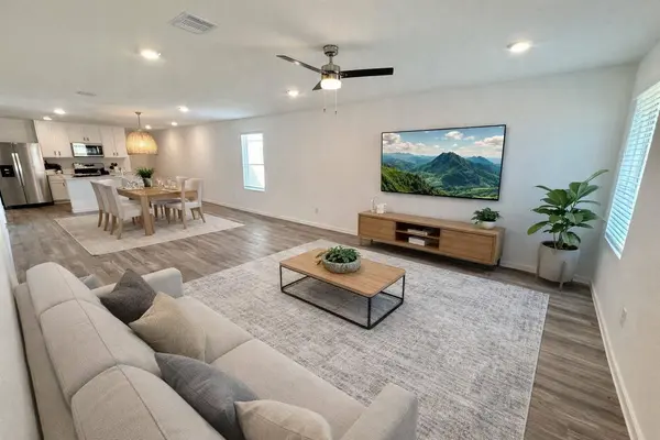 40962 Seasoned Oak LN, Magnolia, TX 77354