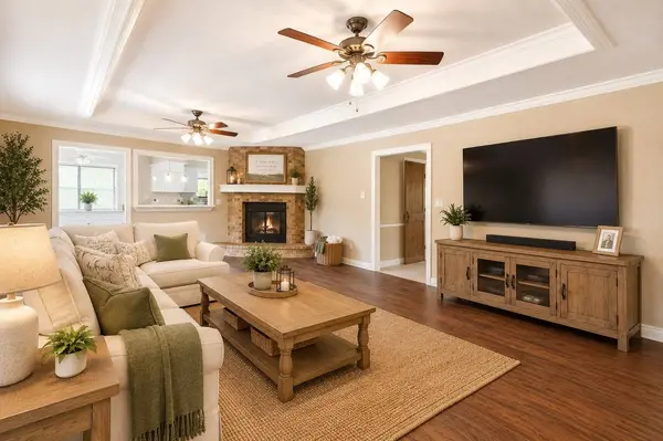 10070 Woodcreek CIR, Willis, TX 77318