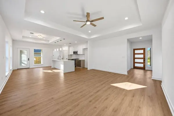 165 Wick Willow RD, Montgomery, TX 77356