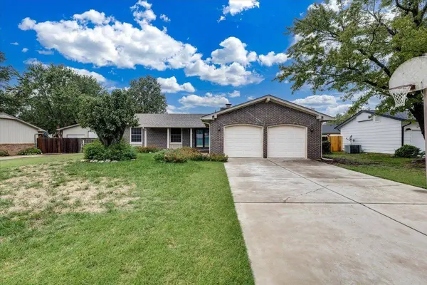 620 N Circle Dr.