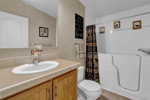 4529 Quest Dr, Fort Collins, CO 80524-6034