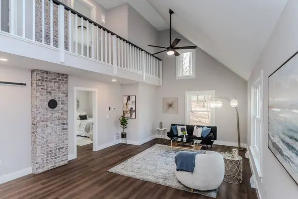 140 Barton Ave, Belchertown, MA 01007