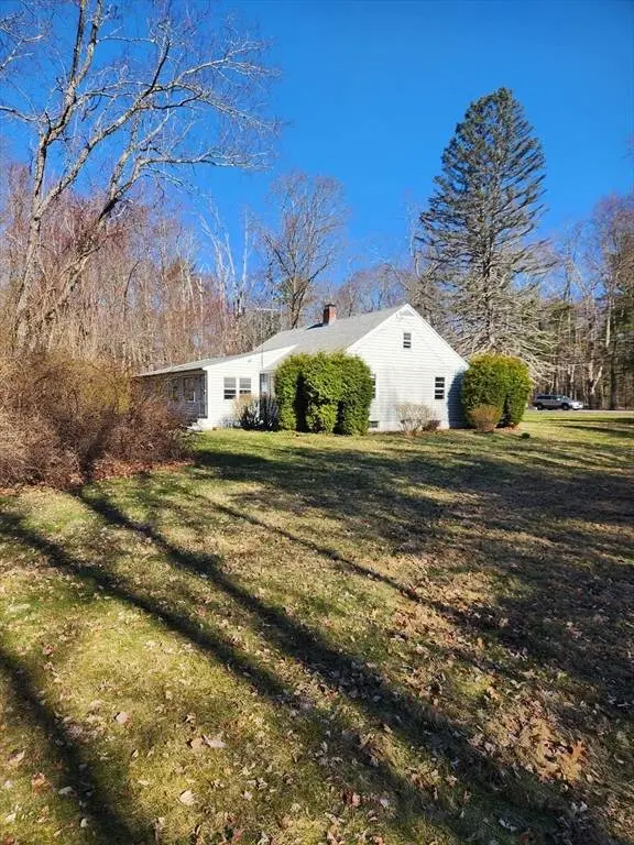 280 Ware Rd, Belchertown, MA 01007