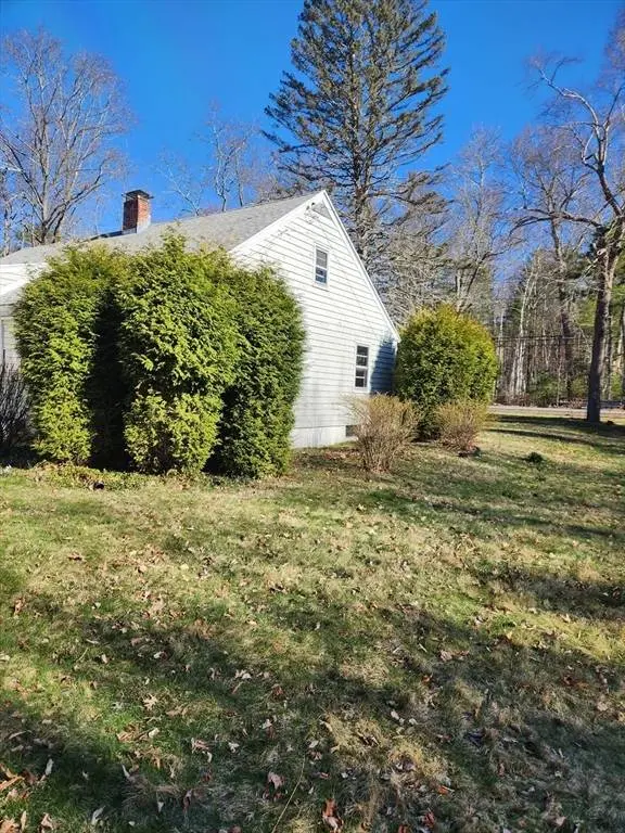 280 Ware Rd, Belchertown, MA 01007