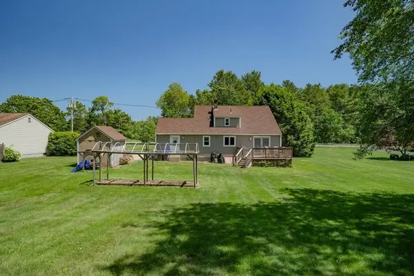 446 Wheelwright Rd, Barre, MA 01005