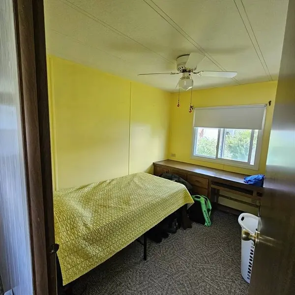 2 Second Ave, Westfield, MA 01085
