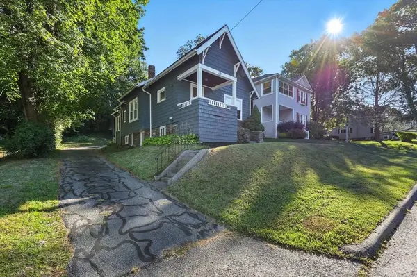 125 Malvern Rd, Worcester, MA 01610