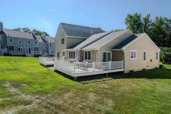 45 Shadow Brook Est #45, South Hadley, MA 01075