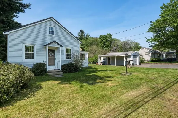 460 State St, Belchertown, MA 01007