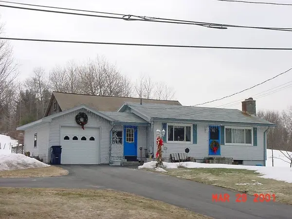 265 State St, Belchertown, MA 01007