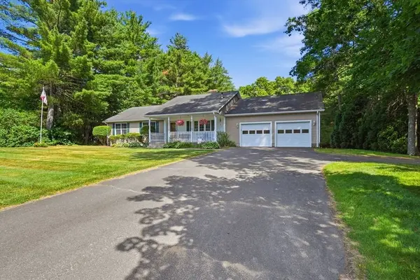 9 Nathaniel Way, Belchertown, MA 01007