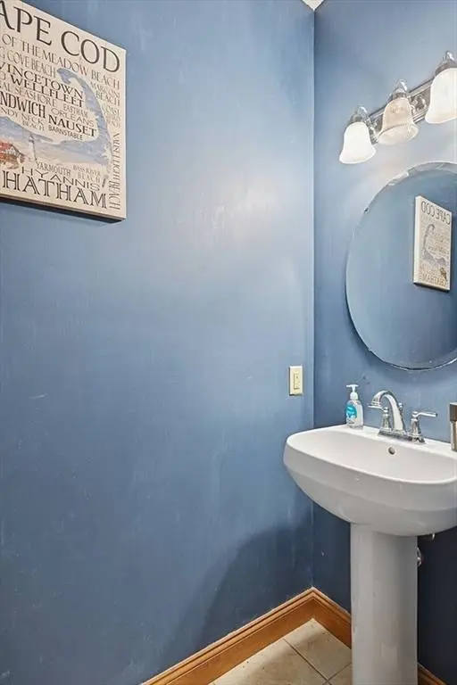 150 Ludlow St, Belchertown, MA 01007