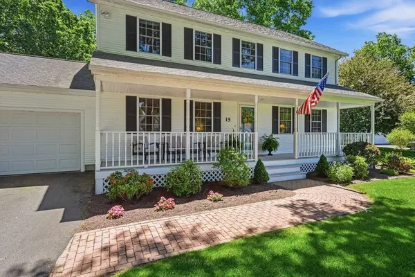 15 Nathaniel Way, Belchertown, MA 01007