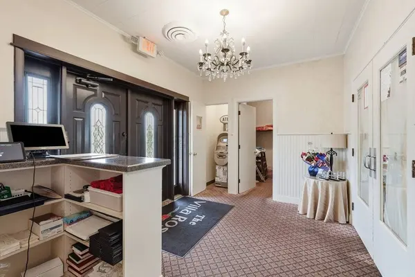 1426-1428 Center St, Ludlow, MA 01056