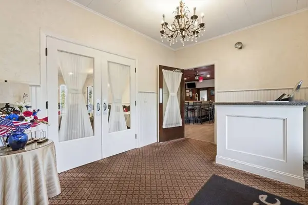 1426-1428 Center St, Ludlow, MA 01056