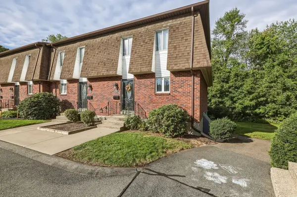 20 Lawrence Ave #49, South Hadley, MA 01075