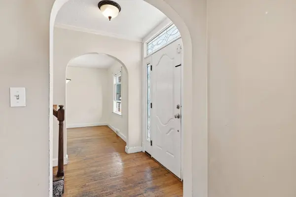 46 Mckinley Ter, Westfield, MA 01085