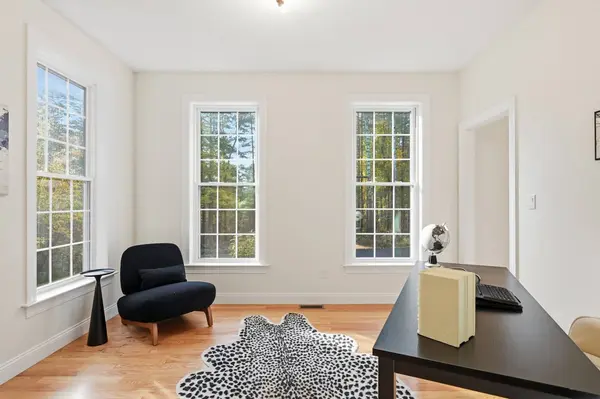 150 Ludlow St, Belchertown, MA 01007