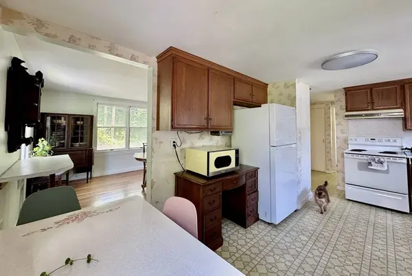262 W Shore Dr, Marblehead, MA 01945