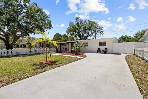 708 53RD AVE N, St Petersburg, FL 33703