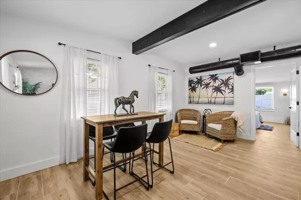 708 53RD AVE N, St Petersburg, FL 33703