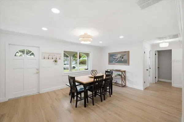 7536 18TH WAY N, St Petersburg, FL 33702