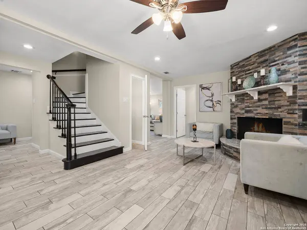5302 Charter Oak, San Antonio, TX 78229