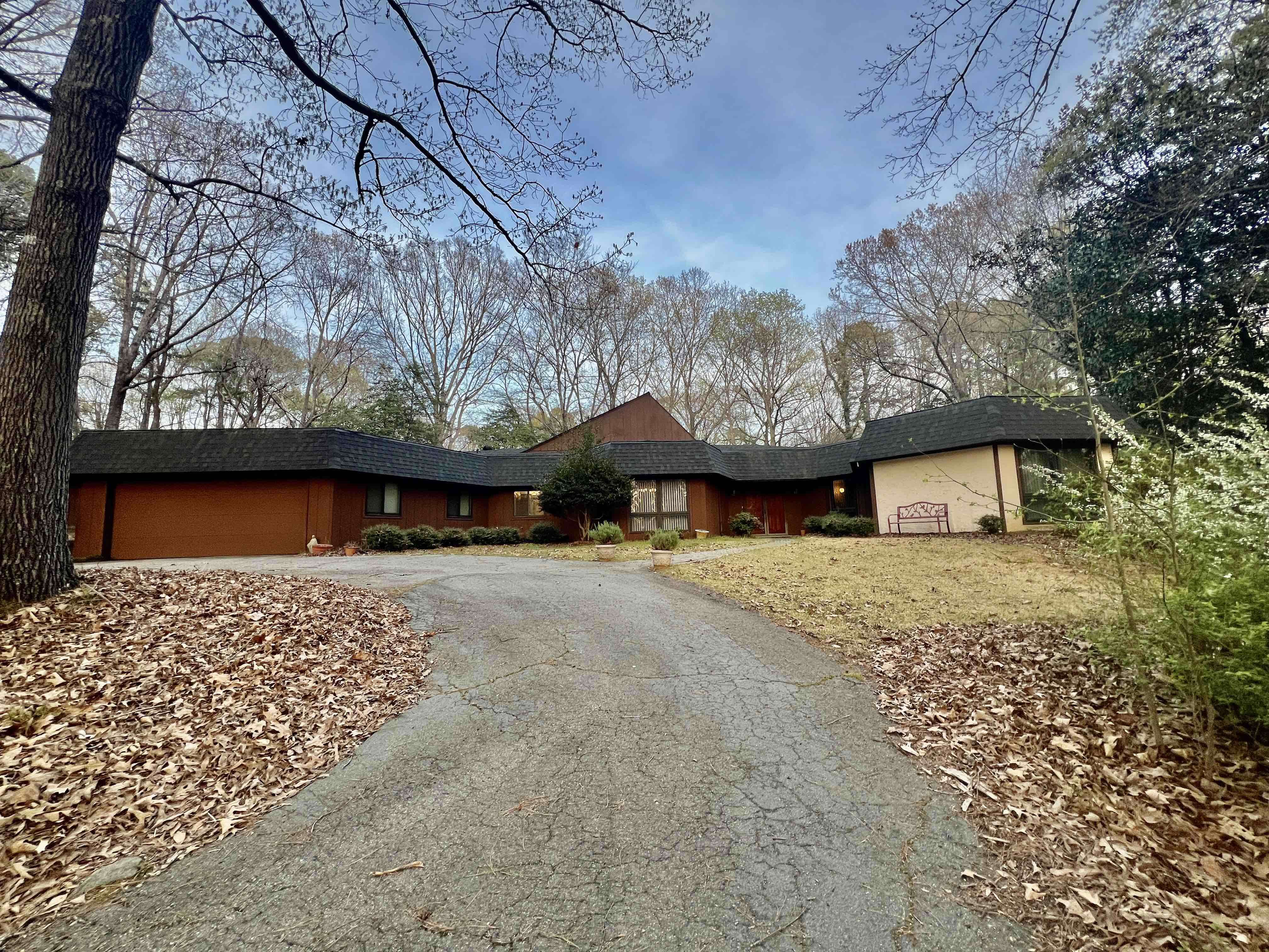 6128 Riverside Dr, Wake Forest, NC 27587-9540