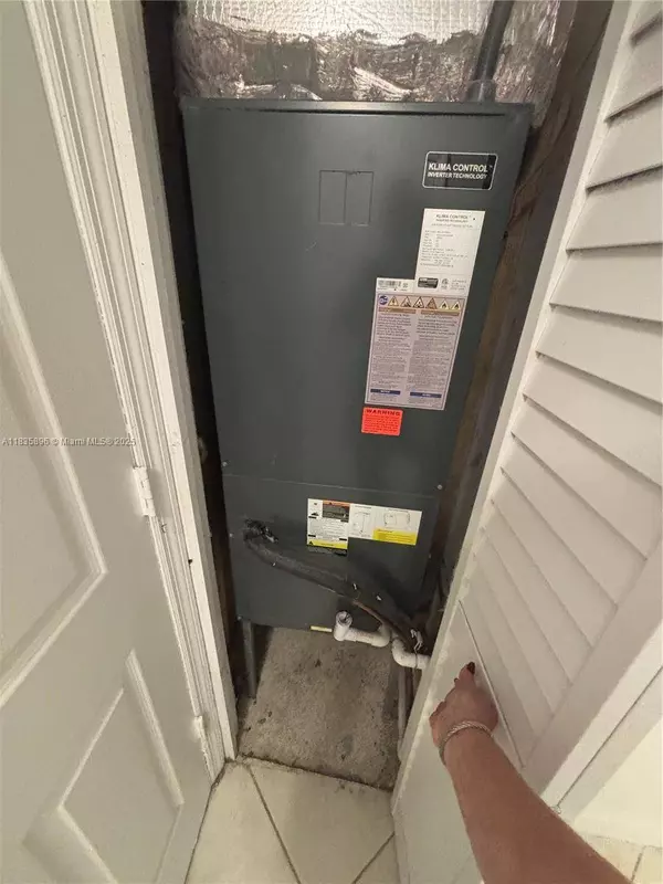 4156 SW 24th St #A, Fort Lauderdale, FL 33317