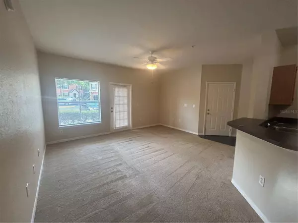 6071 WESTGATE DR #315, Orlando, FL 32835