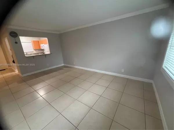 4871 NW 9th Dr #4871, Plantation, FL 33317