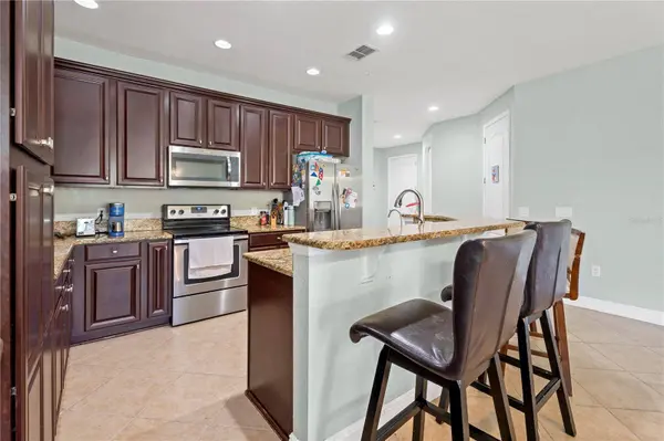 10337 BELFRY CIR, Orlando, FL 32832