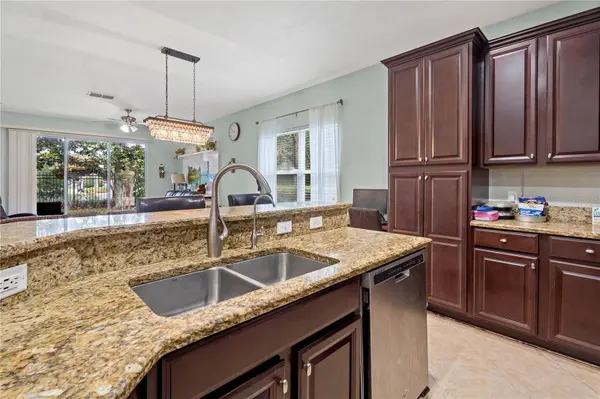 10337 BELFRY CIR, Orlando, FL 32832