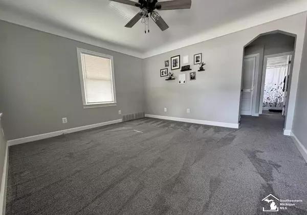 17765 Ruth Street, Melvindale, MI 48122