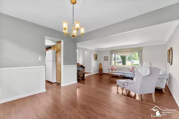 34283 Six Mile Road, Livonia, MI 48152