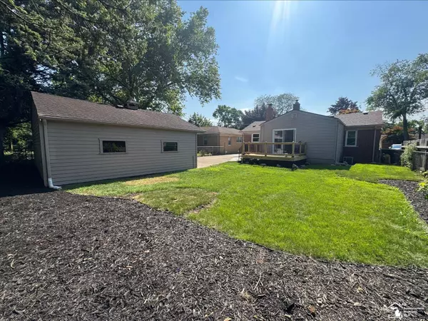 6365 Kolb Road, Allen Park, MI 48101