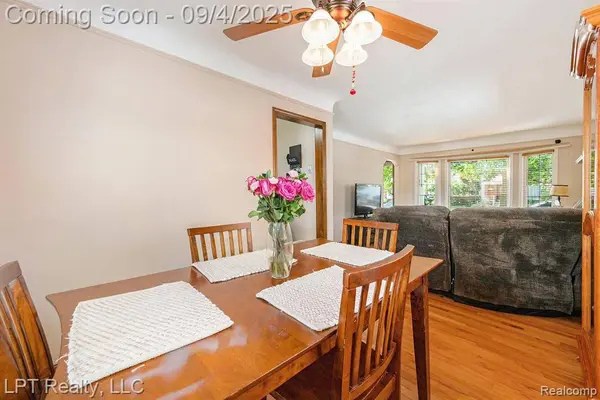 15246 Jonas Avenue, Allen Park, MI 48101 1712