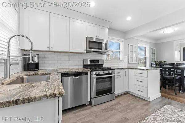 8439 Louise Avenue, Allen Park, MI 48101 1446