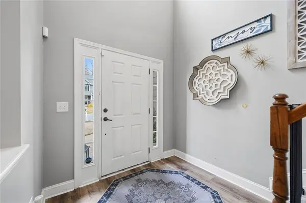 423 Crestmont LN, Canton, GA 30114