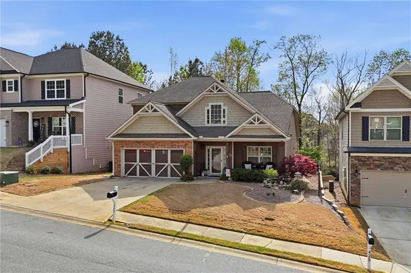 423 Crestmont LN, Canton, GA 30114