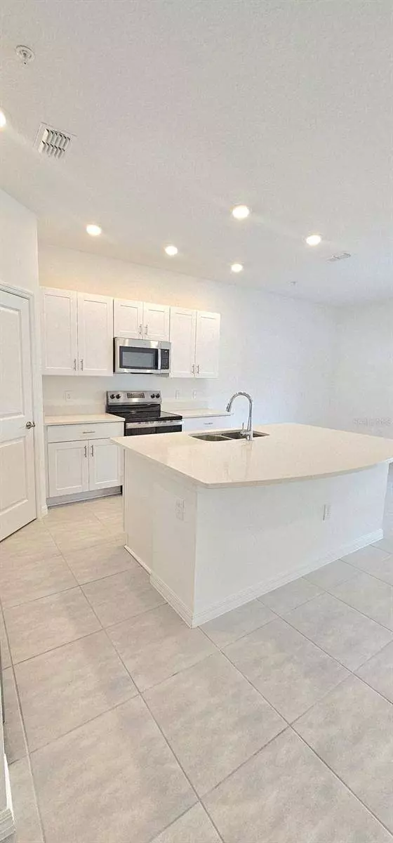 5000 REVOLUTIONARY WAY, St Cloud, FL 34769