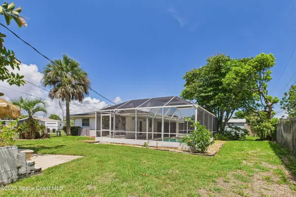 959 Eyerly LN NE, Palm Bay, FL 32905