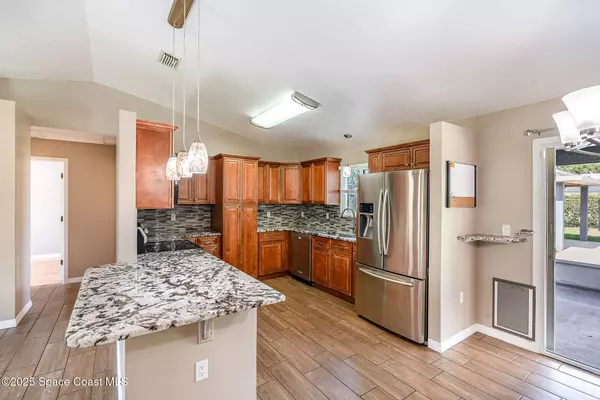 490 Candlestick AVE NE, Palm Bay, FL 32907