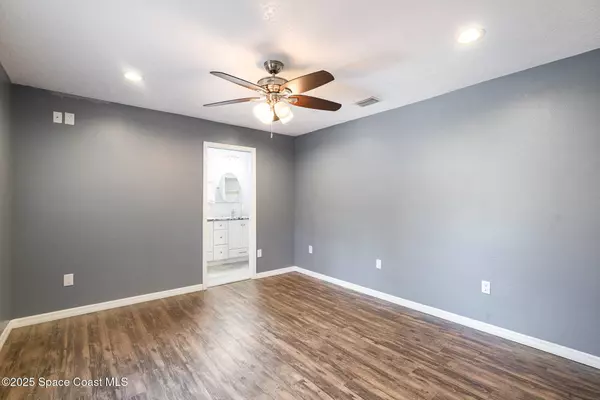 490 Candlestick AVE NE, Palm Bay, FL 32907