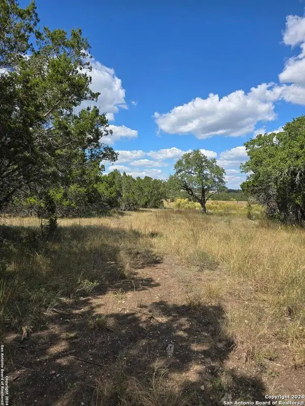 2142 Alto Lago, Canyon Lake, TX 78133