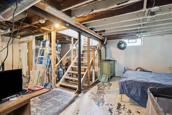 19481 Indian Street, Redford, MI 48240